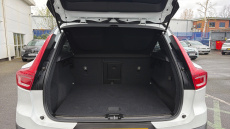 Volvo Xc40 2.0 D4 [190] R DESIGN Pro 5dr AWD Geartronic Diesel Estate